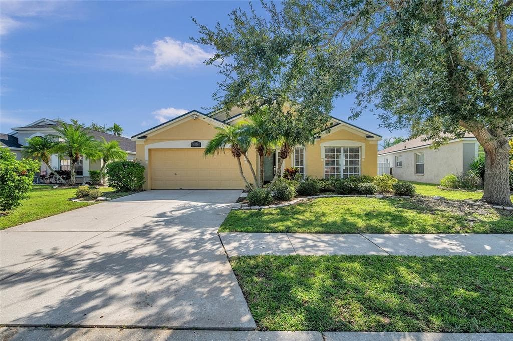 4519 CAPTIVA LANE BRADENTON, FL 34203