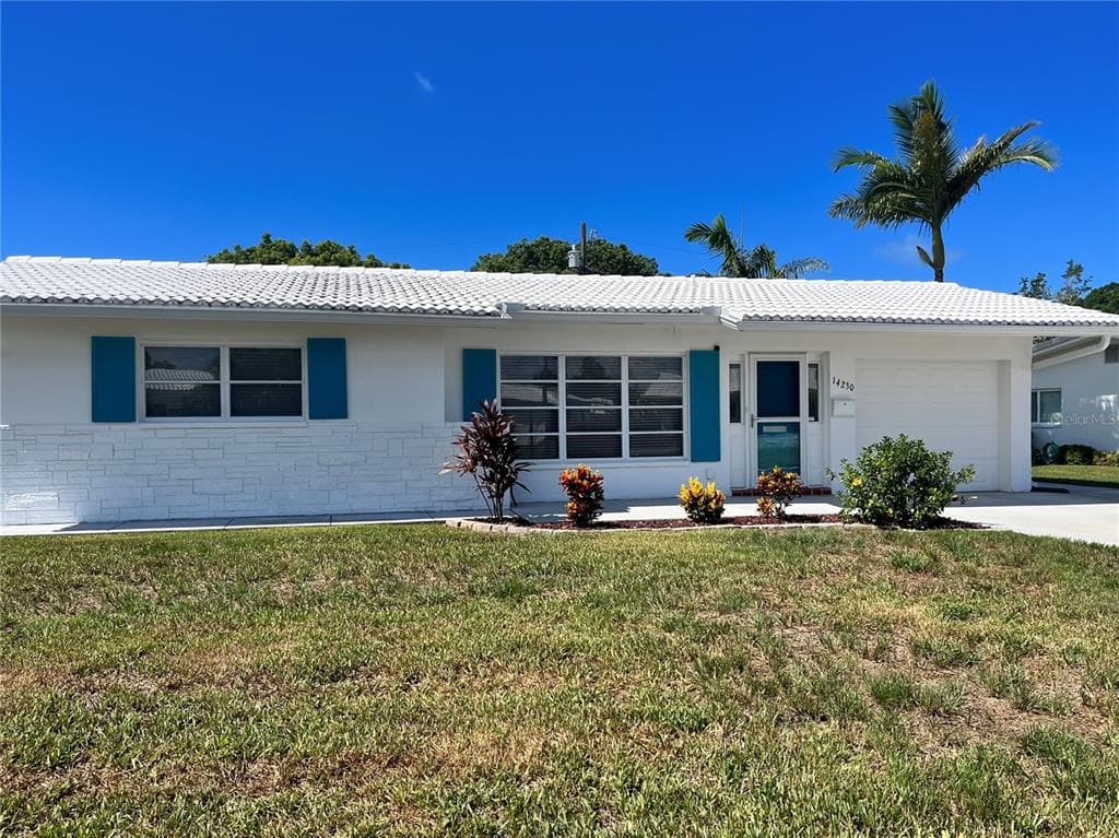 14230 86TH TERRACE SEMINOLE, FL 33776