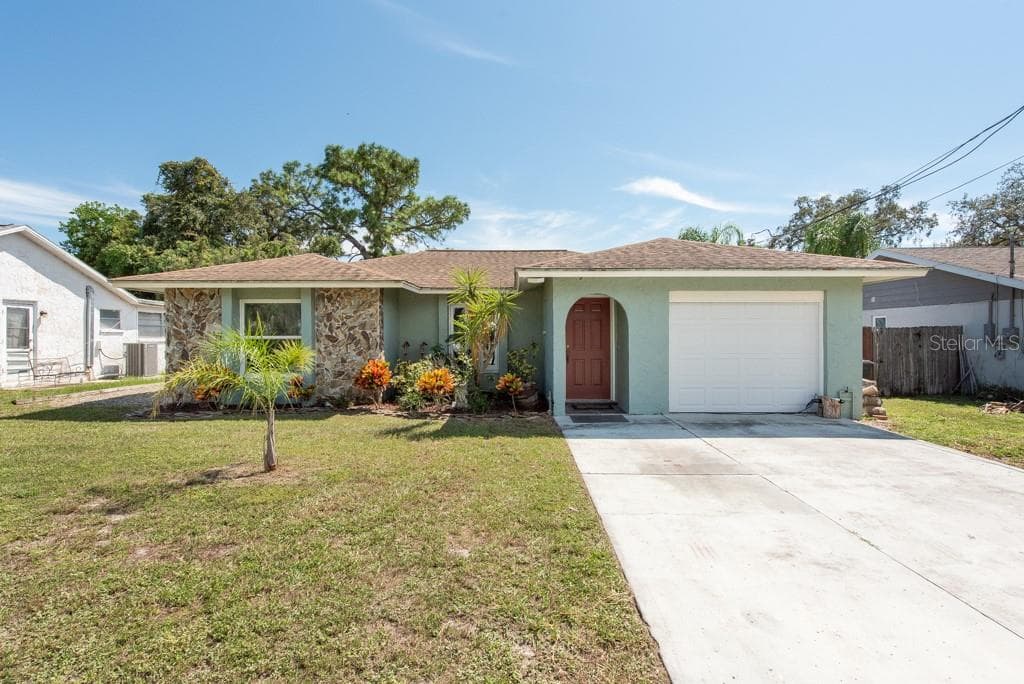 8626 JOLLY ROGER DRIVE HUDSON, FL 34667