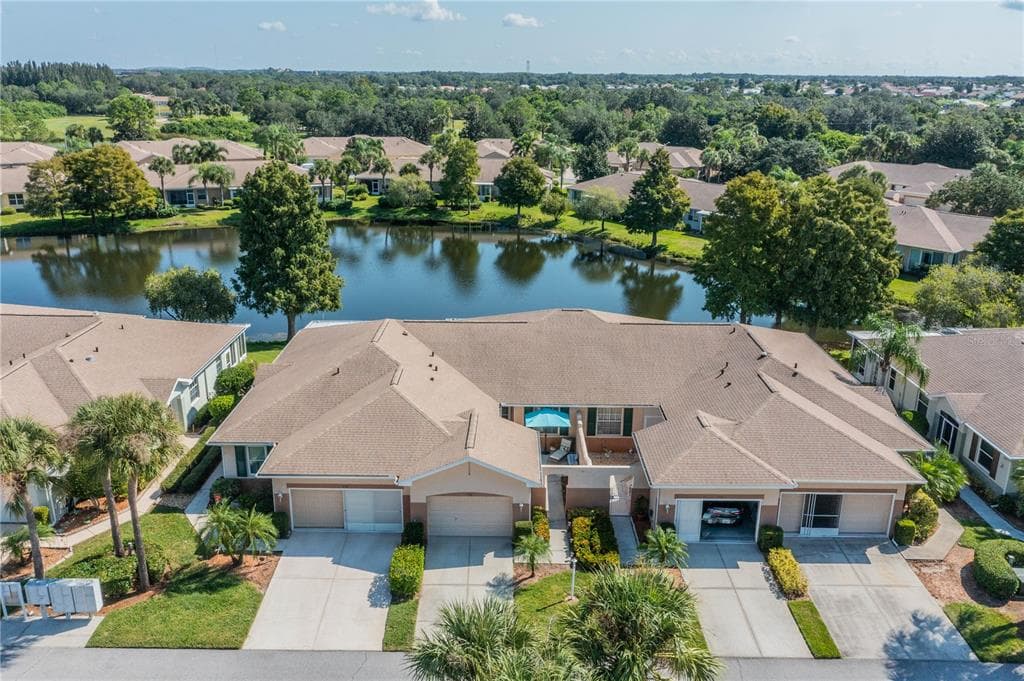 756 TREMONT GREENS LANE UNIT 756 SUN CITY CENTER, FL 33573