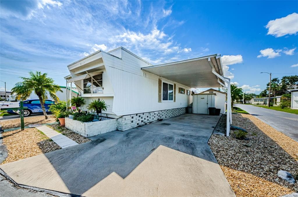 16940 US HWY 19 N UNIT 315 CLEARWATER, FL 33764