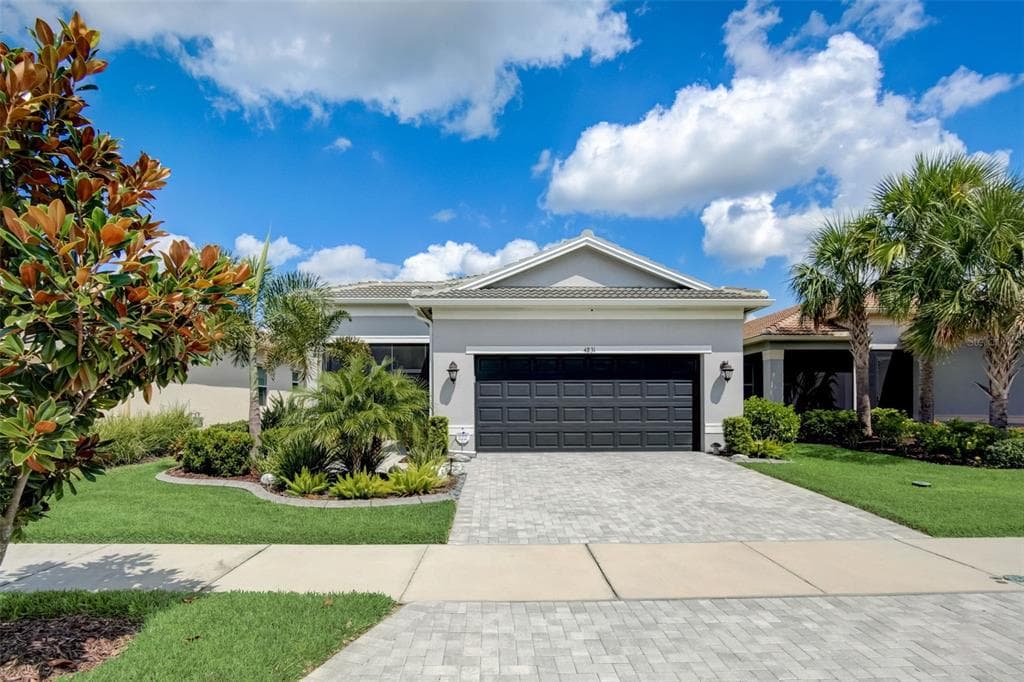 4831 SEVILLA SHORES DRIVE WIMAUMA, FL 33598