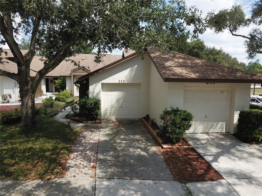 217 LIGHTHOUSE COURT