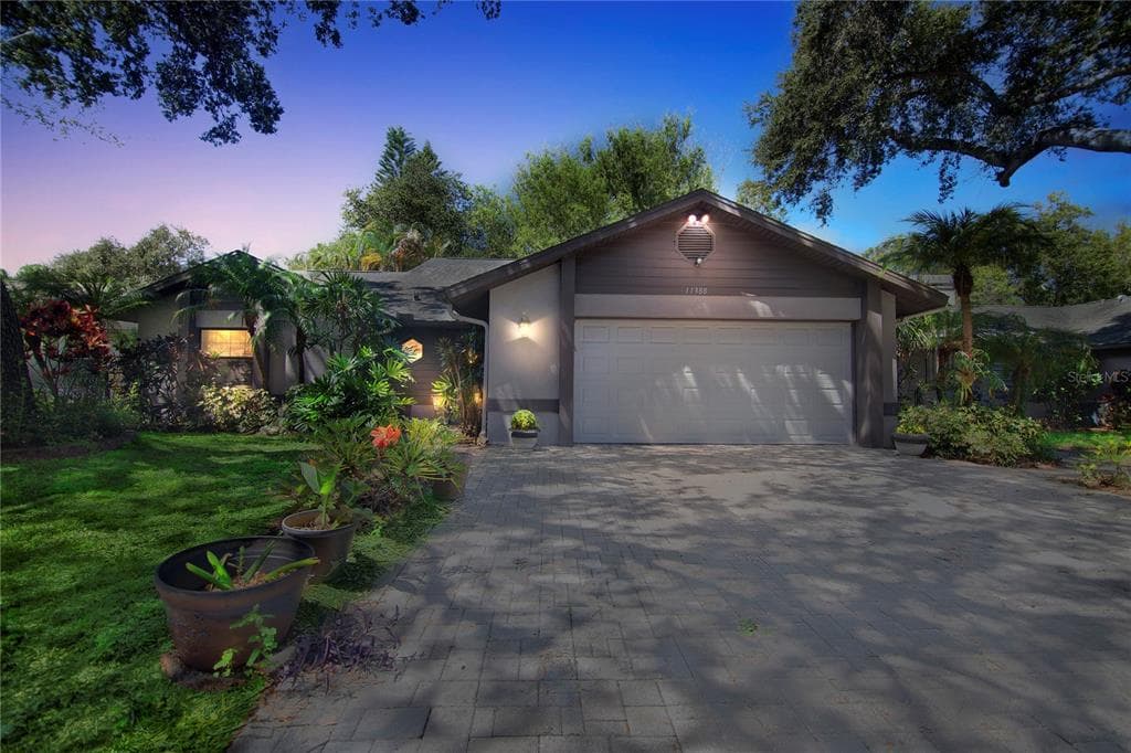 11388 HERITAGE WAY LARGO, FL 33778