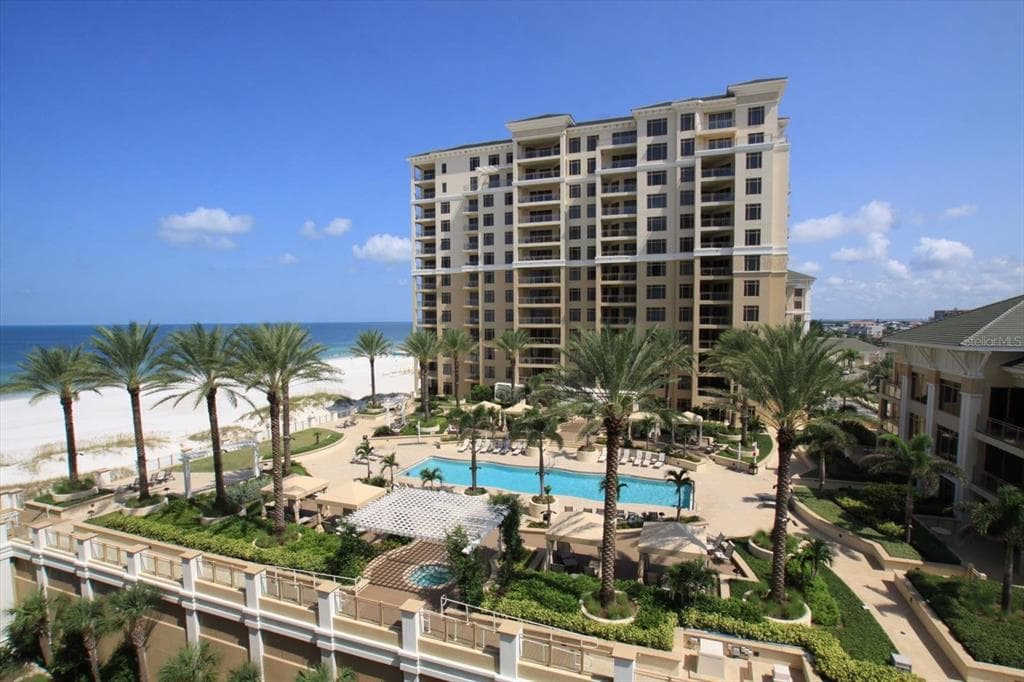 11 BAYMONT STREET UNIT 808
