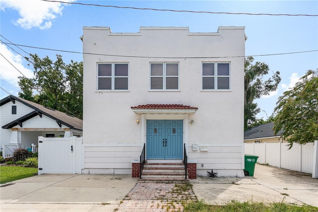 308 W WARREN AVENUE TAMPA, FL 33602