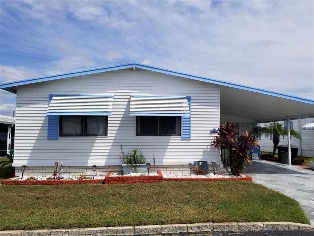 2122 MANOA DRIVE HOLIDAY, FL 34691