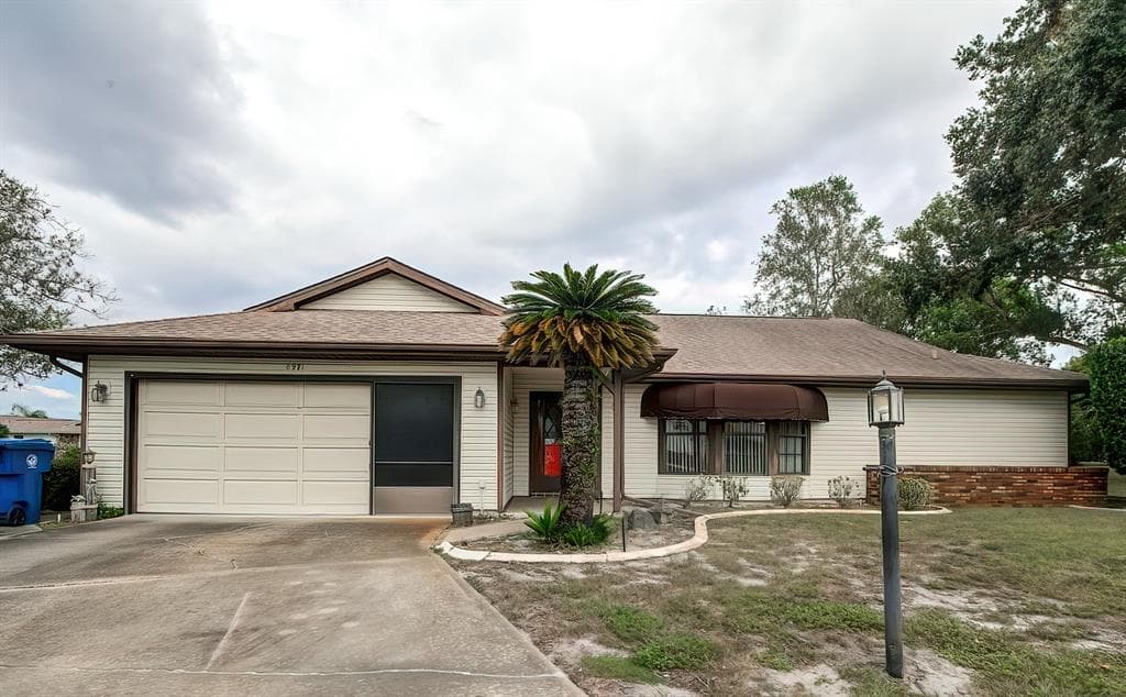 8971 BONNET WAY WEEKI WACHEE, FL 34613