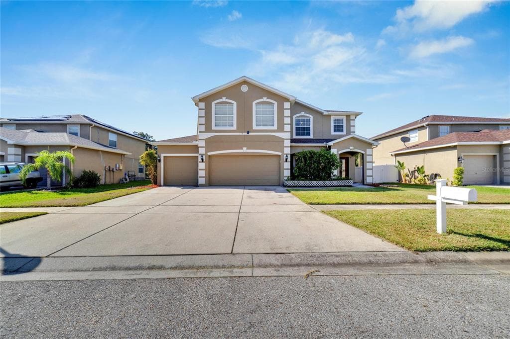 12209 CITRUS LEAF DRIVE GIBSONTON, FL 33534