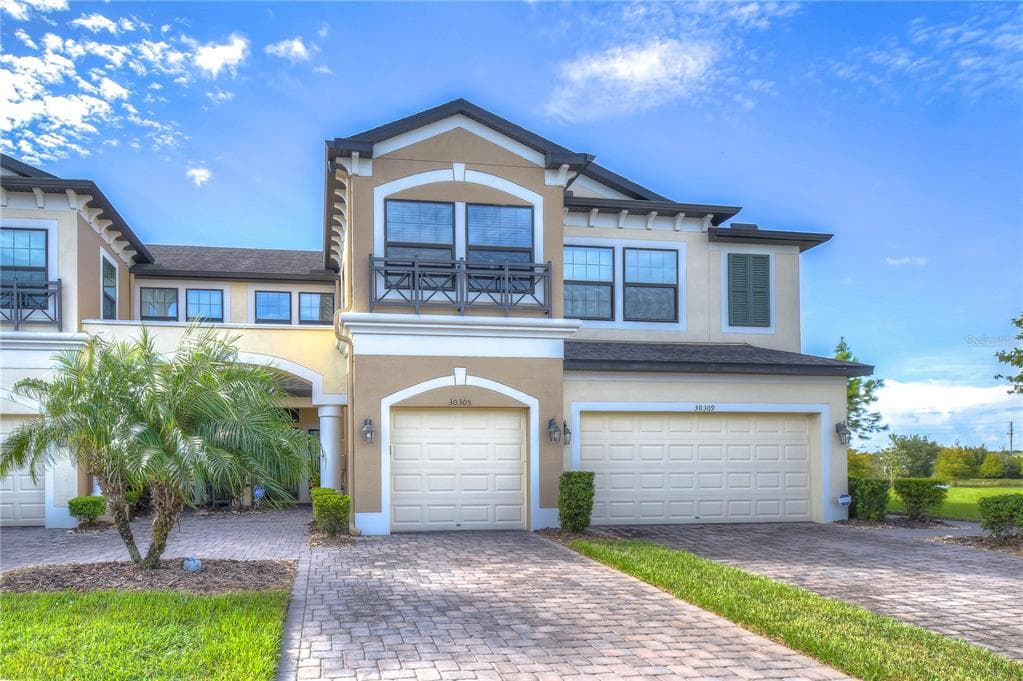 30305 SOUTHWELL LANE WESLEY CHAPEL, FL 33543