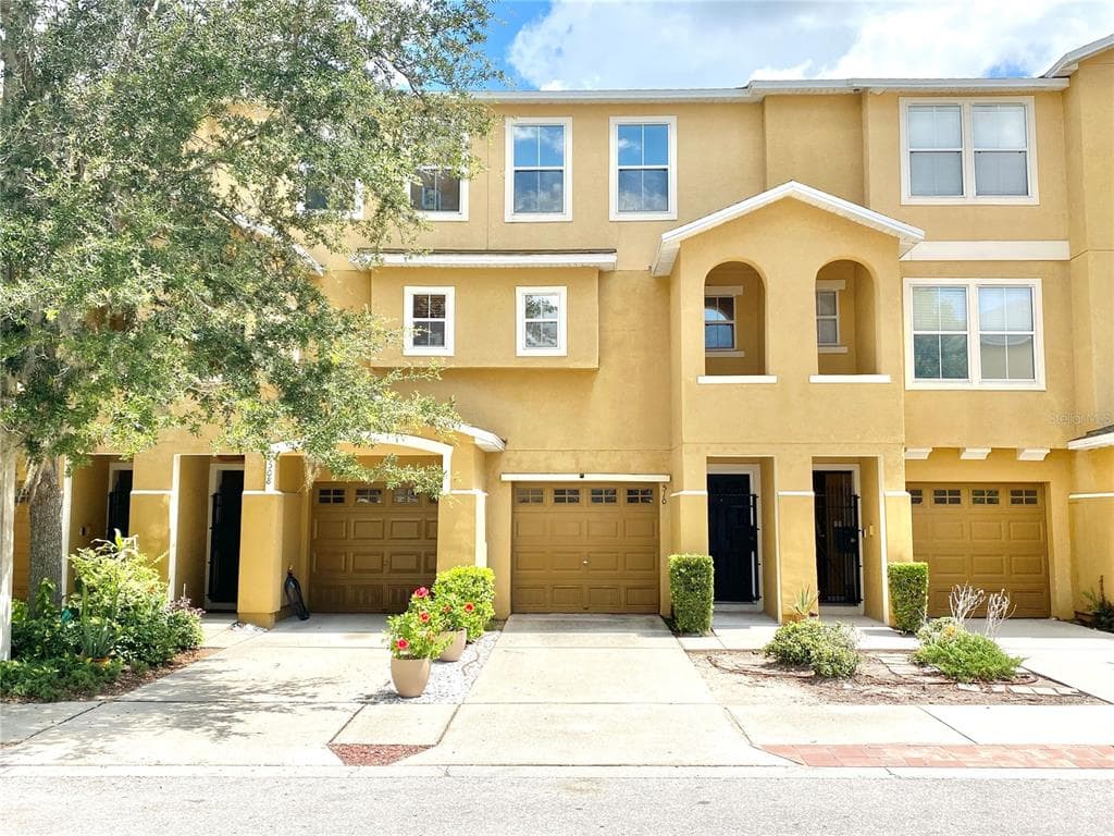 510 WHEATON TRENT PLACE UNIT 510 TAMPA, FL 33619