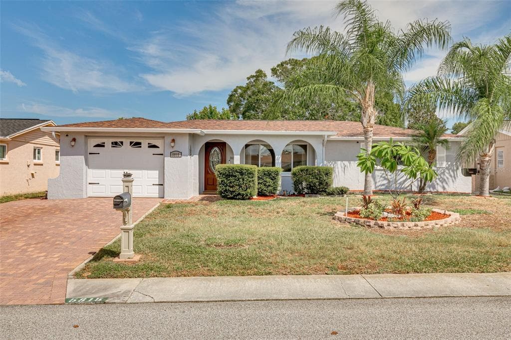 5815 THRUSH DRIVE NEW PORT RICHEY, FL 34652