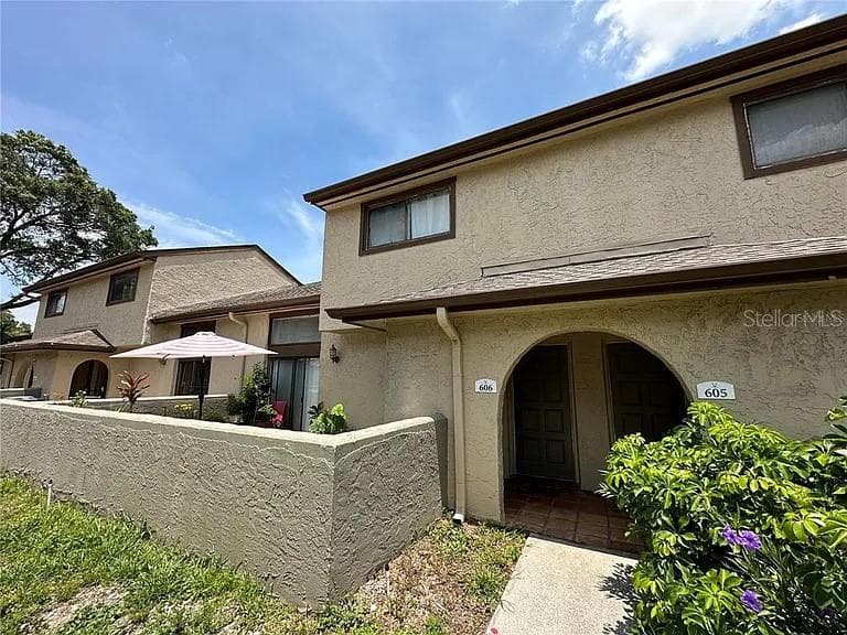 6262 142ND AVENUE N UNIT 1005 CLEARWATER, FL 33760