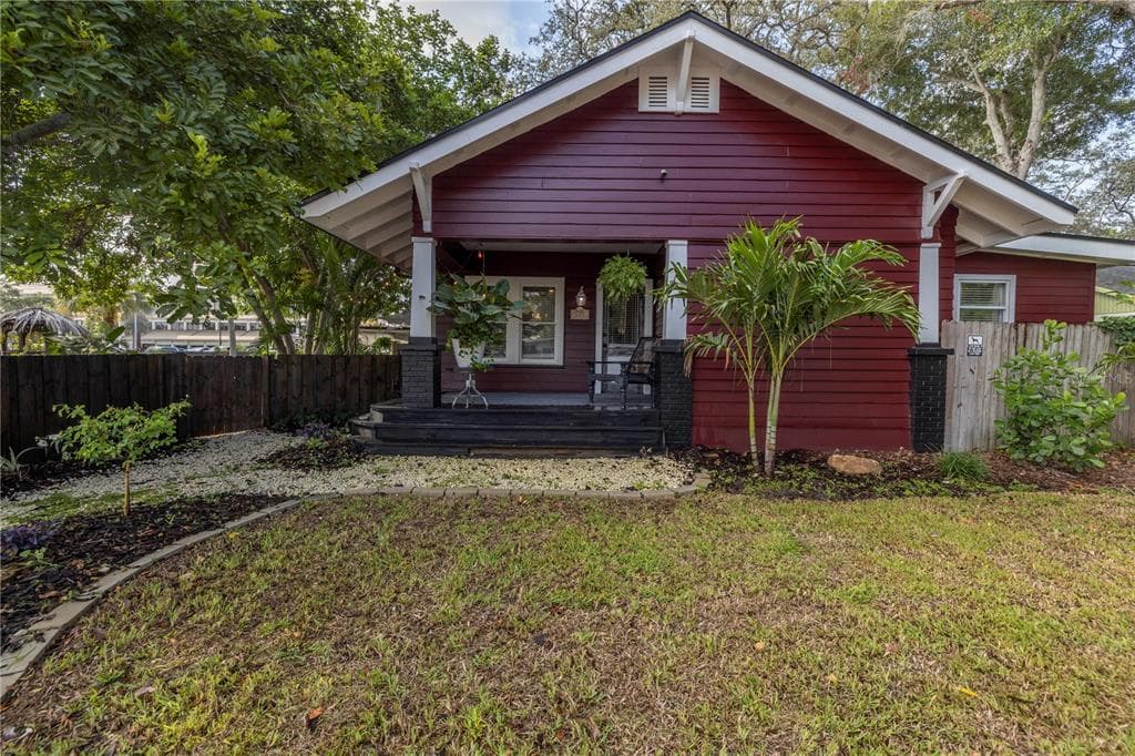 605 CLEVELAND AVENUE SW LARGO, FL 33770