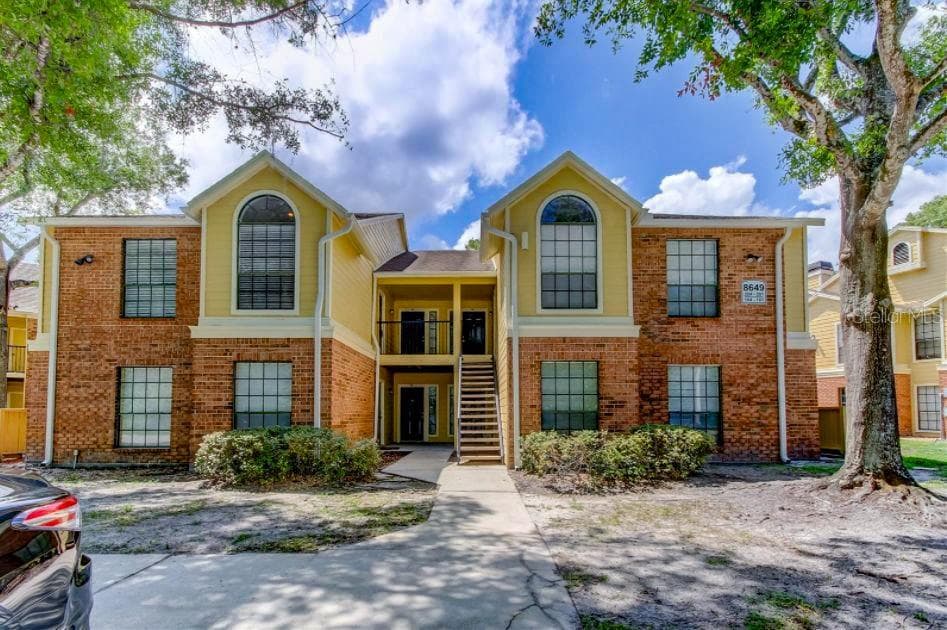 8647 FANCY FINCH DRIVE UNIT 201 TAMPA, FL 33614