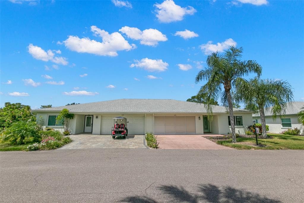 2205 HARTLEBURY WAY UNIT 404 SUN CITY CENTER, FL 33573