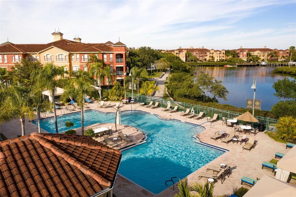 2757 VIA CIPRIANI UNIT 1132B CLEARWATER, FL 33764