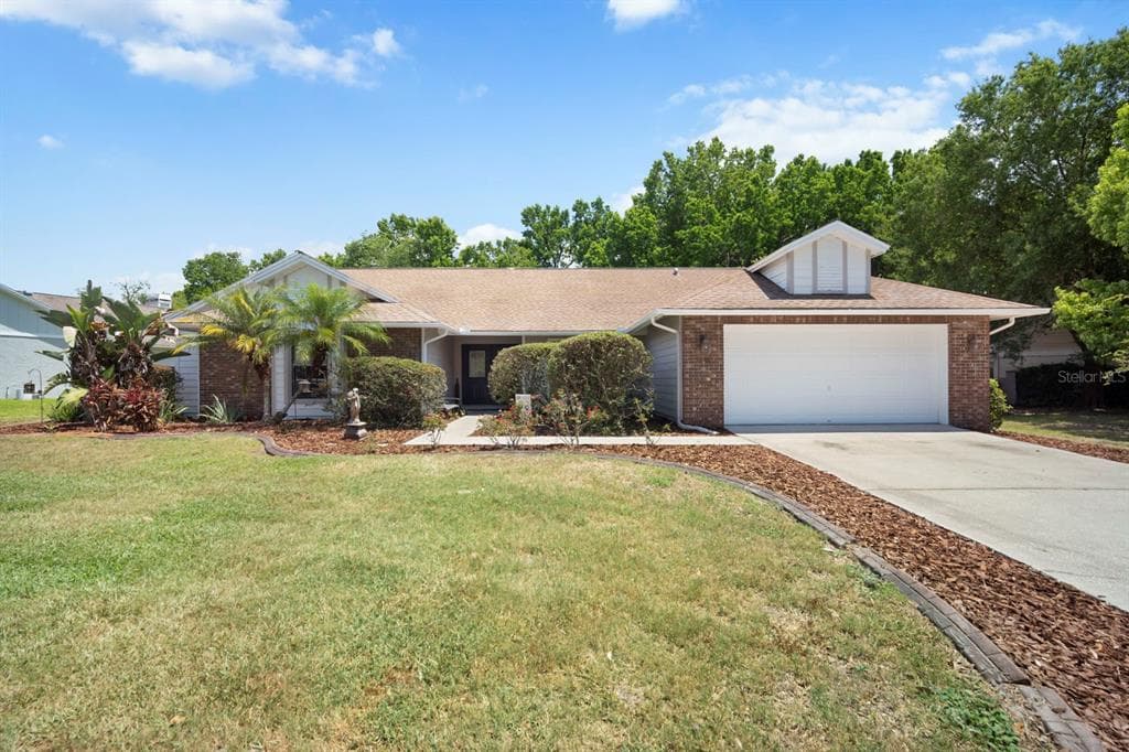 3605 LITHIA RIDGE BOULEVARD VALRICO, FL 33596