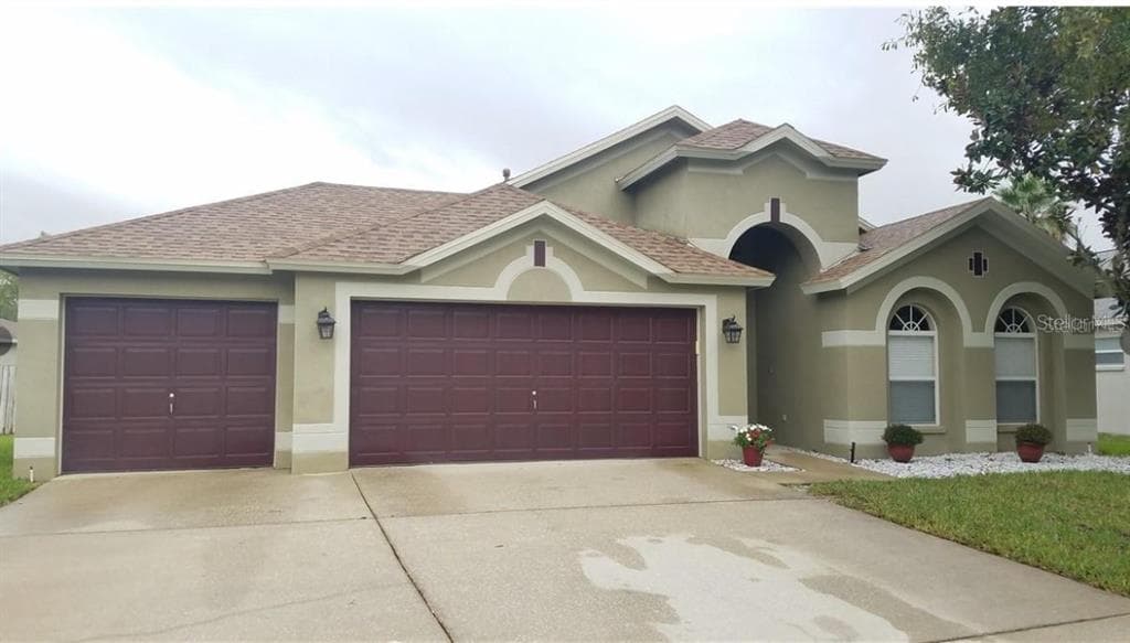 1524 BAYTHORN DRIVE WESLEY CHAPEL, FL 33543