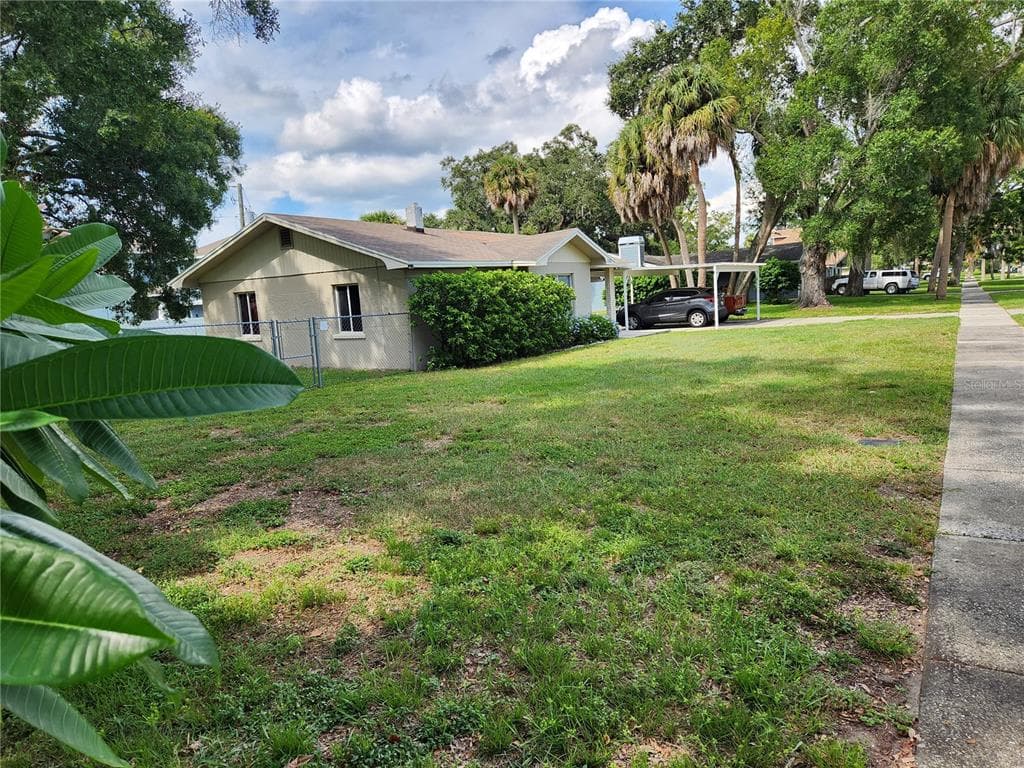 306 FAIRFIELD STREET OLDSMAR, FL 34677