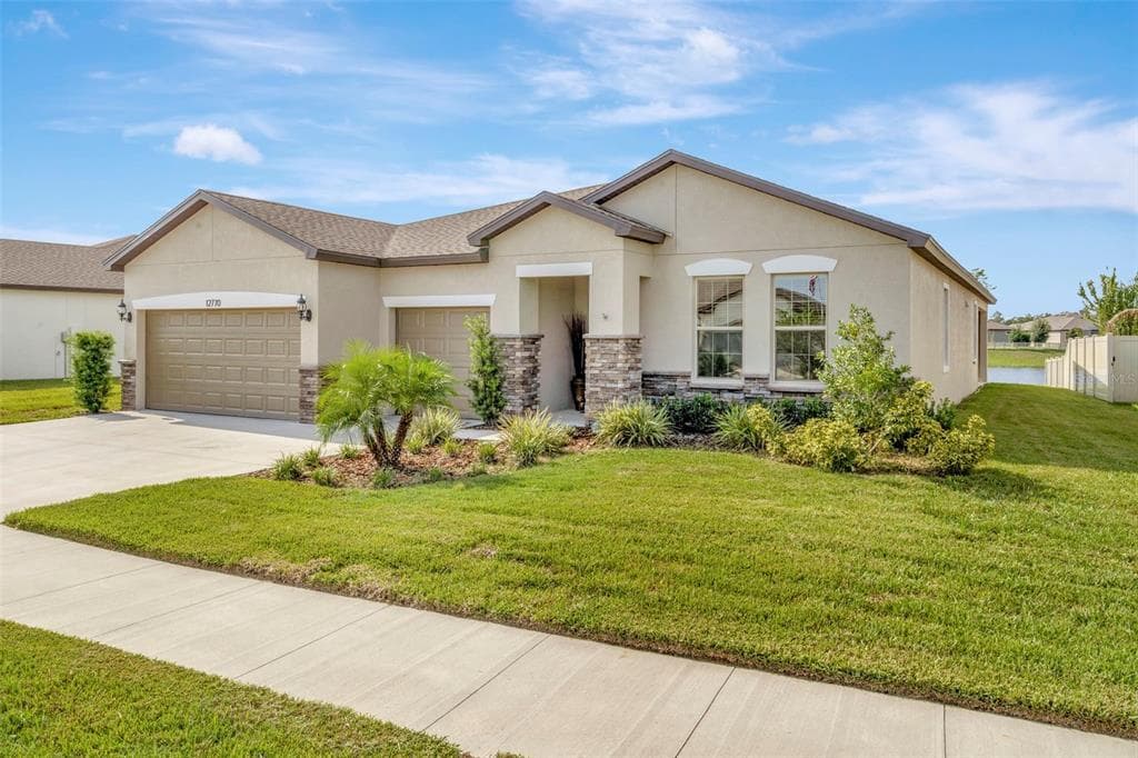 12770 PALAPA LOOP