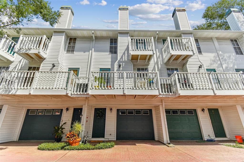 502 S WILLOW AVENUE UNIT 8 TAMPA, FL 33606