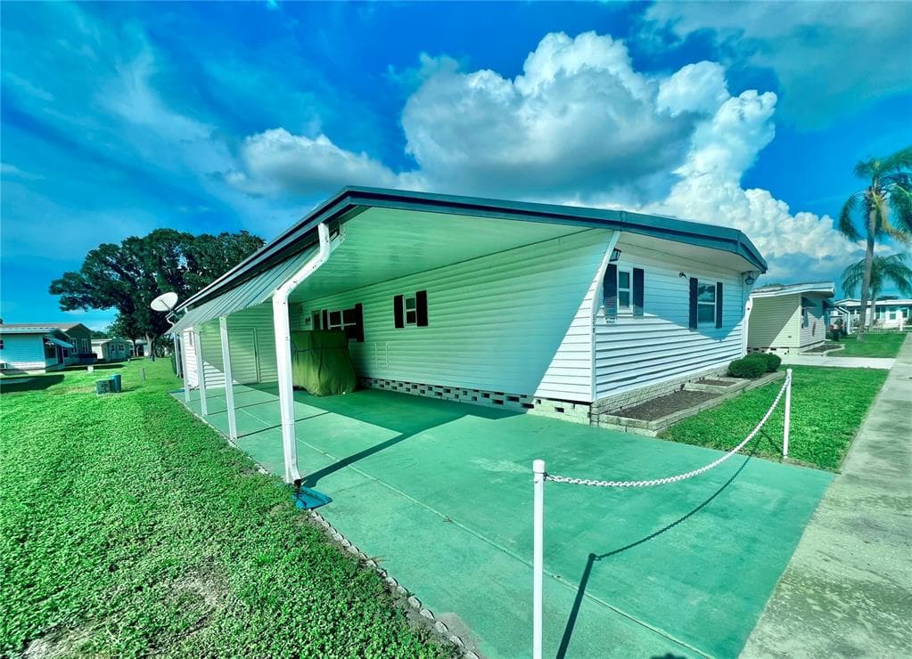 1100 BELCHER ROAD S UNIT 558 LARGO, FL 33771