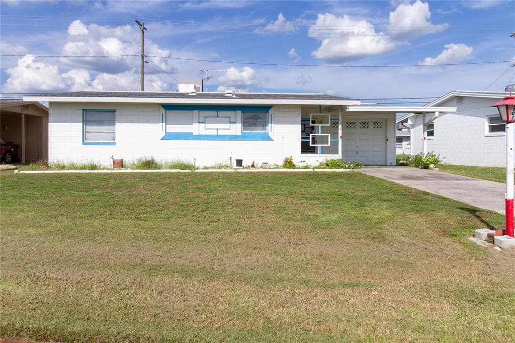 1207 CHEVY CHASE DRIVE SUN CITY CENTER, FL 33573