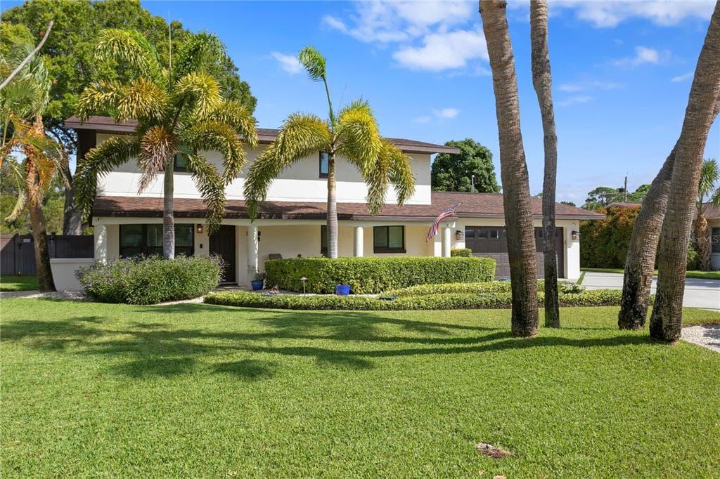 3749 42ND AVENUE S ST PETERSBURG, FL 33711