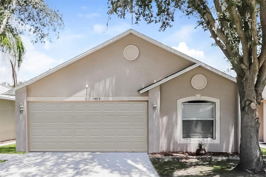 5853 LAKE FRONT DRIVE WESLEY CHAPEL, FL 33545