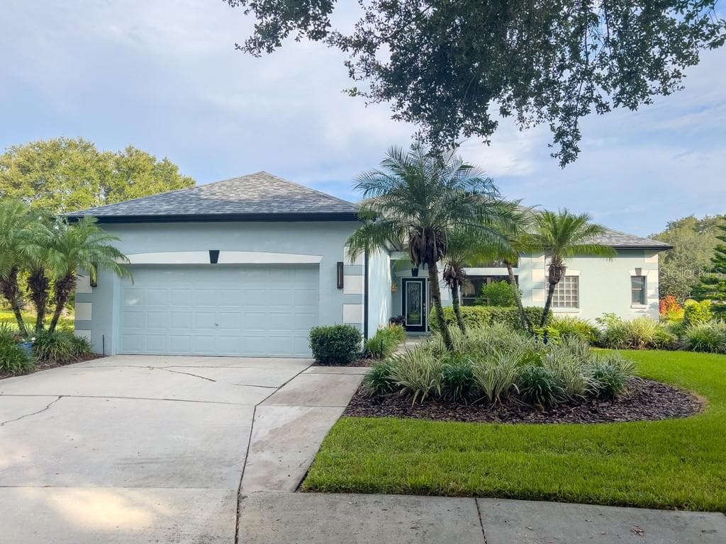 5820 HERONRISE CRESCENT DRIVE LITHIA, FL 33547