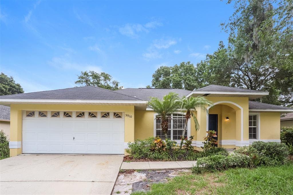 5910 ERHARDT DRIVE RIVERVIEW, FL 33578