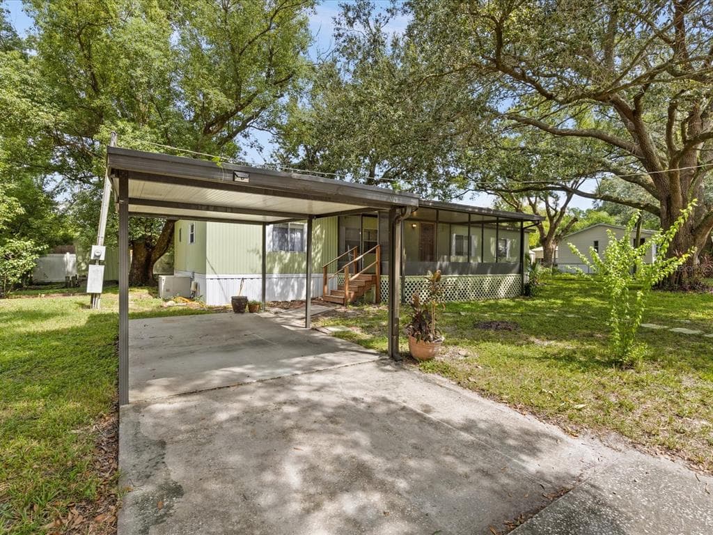 4307 CRAGMONT DRIVE TAMPA, FL 33610