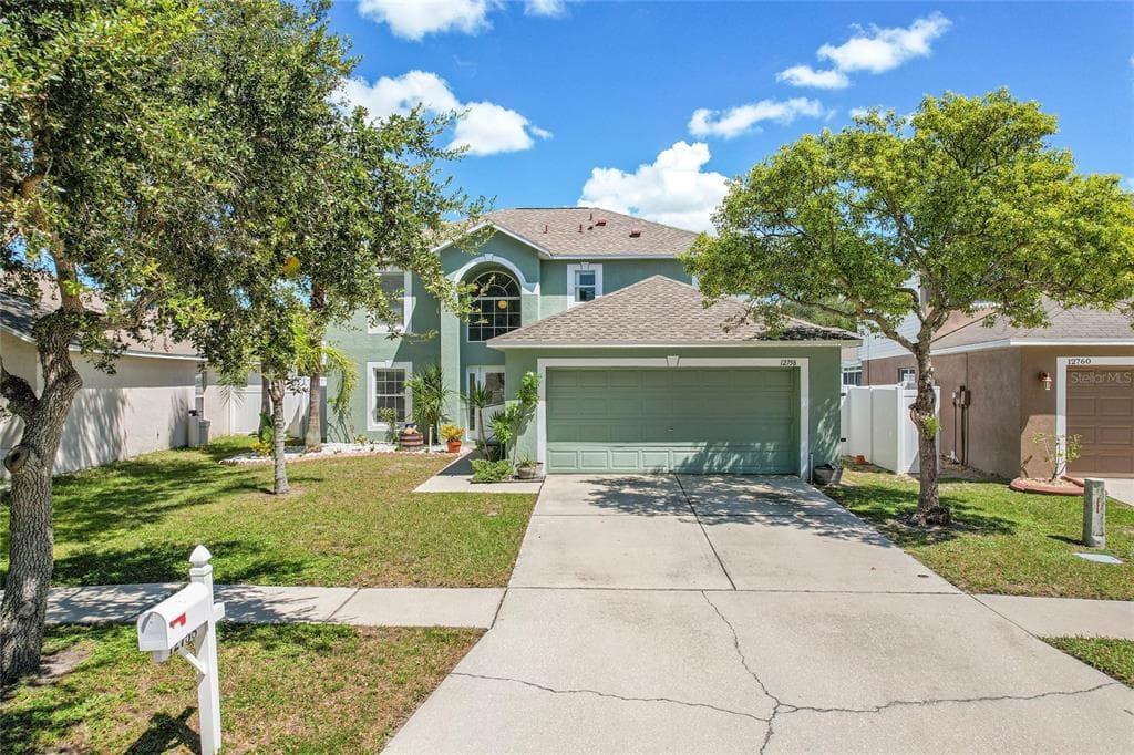 12758 LAKE VISTA DRIVE GIBSONTON, FL 33534