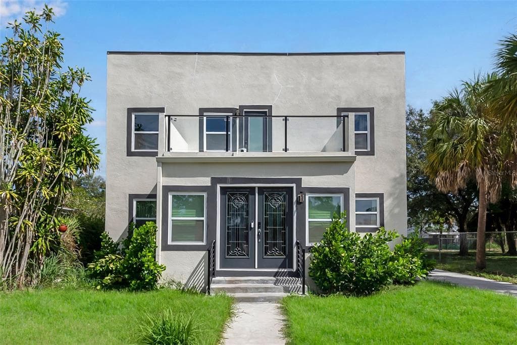 725 38TH AVENUE S ST PETERSBURG, FL 33705