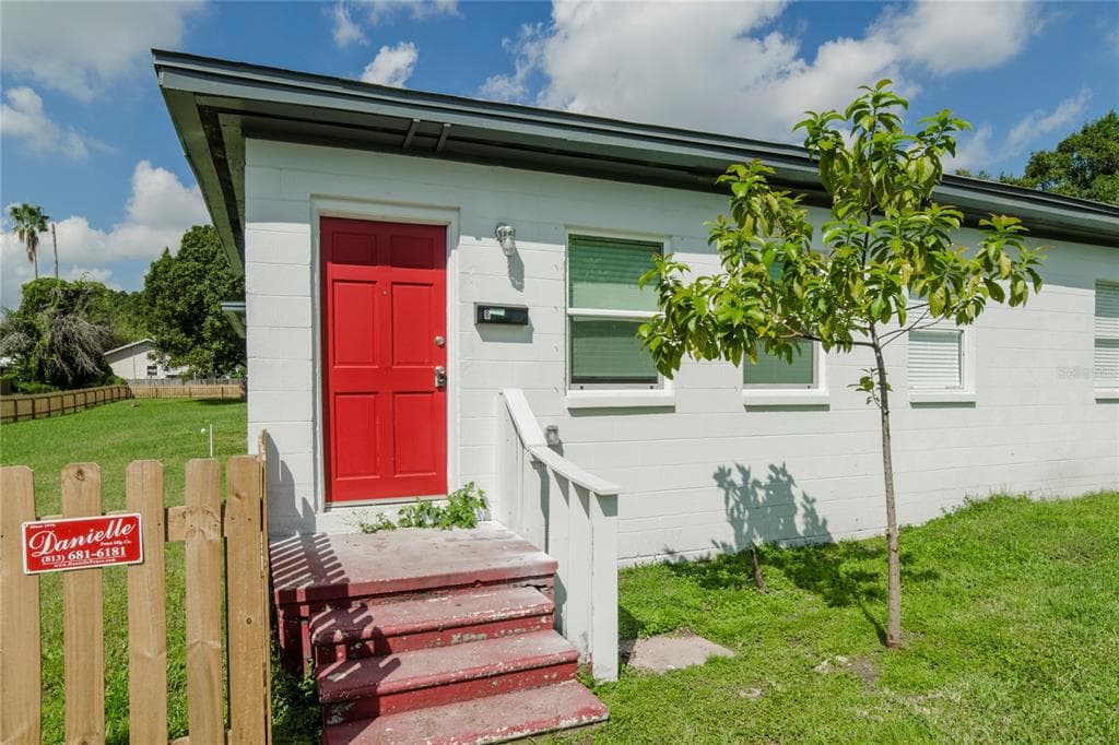 2413 E 12TH AVENUE UNIT B TAMPA, FL 33605