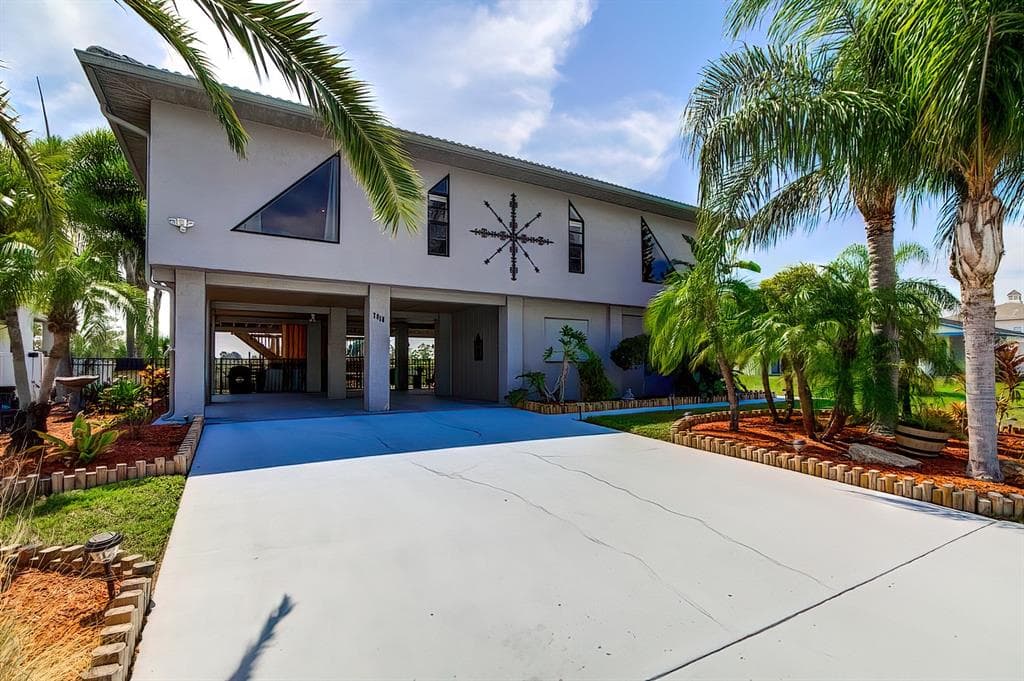 7018 SOUTHWIND DRIVE