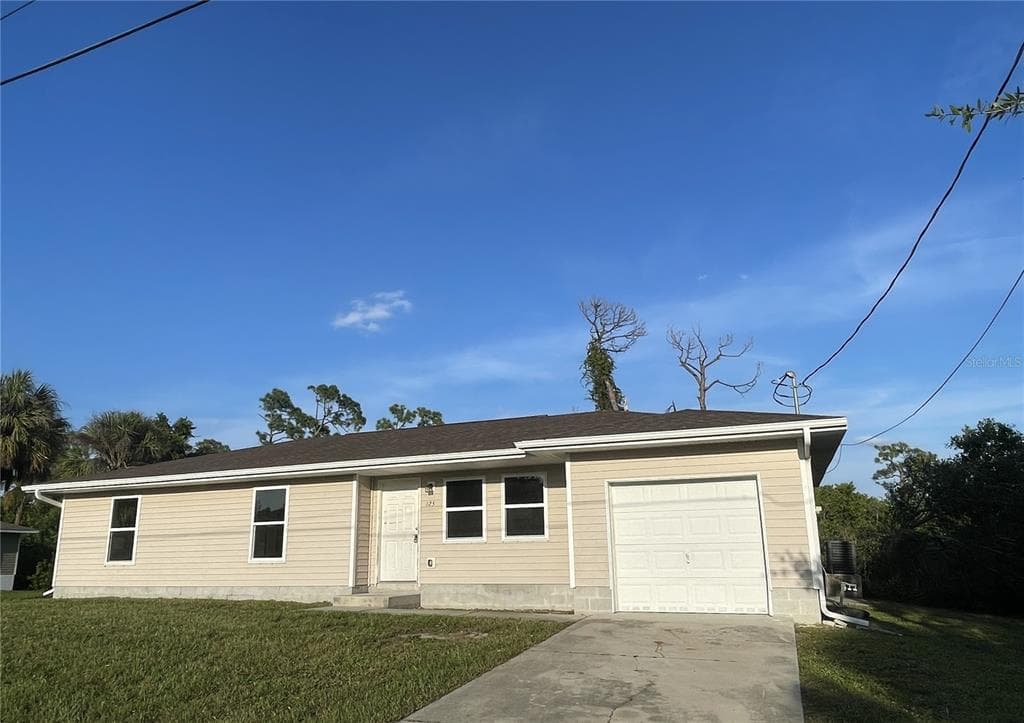 125 DELEON DRIVE PORT CHARLOTTE, FL 33980