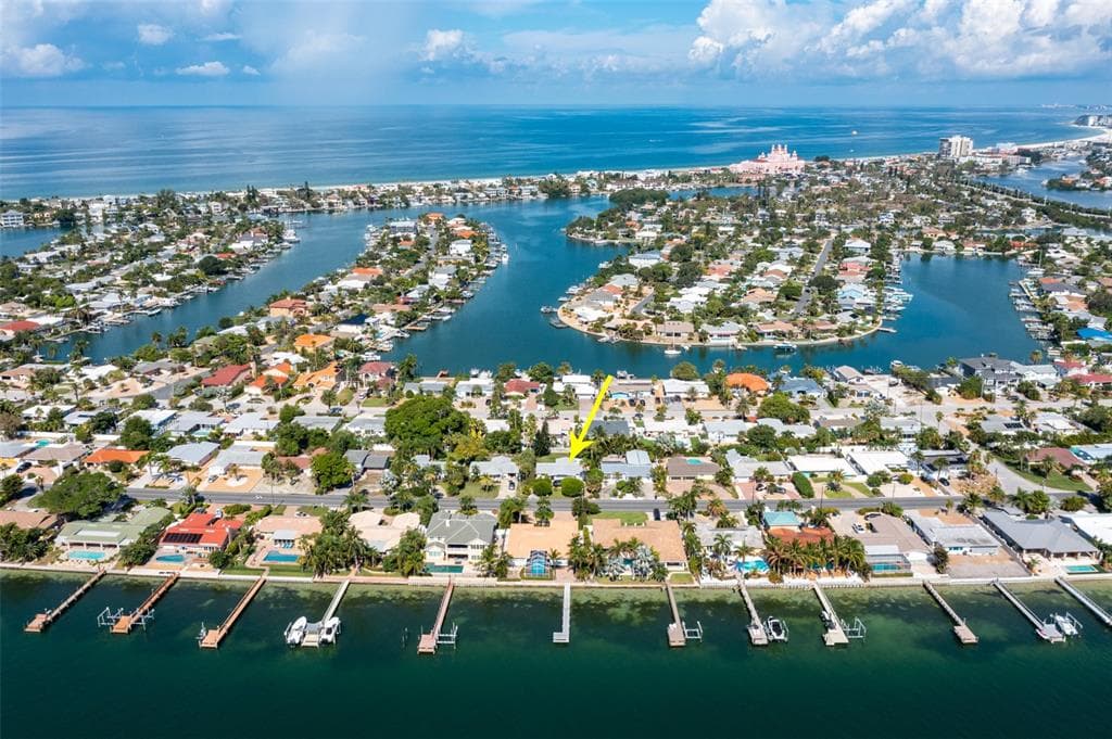 2720 E VINA DEL MAR BOULEVARD ST PETE BEACH, FL 33706