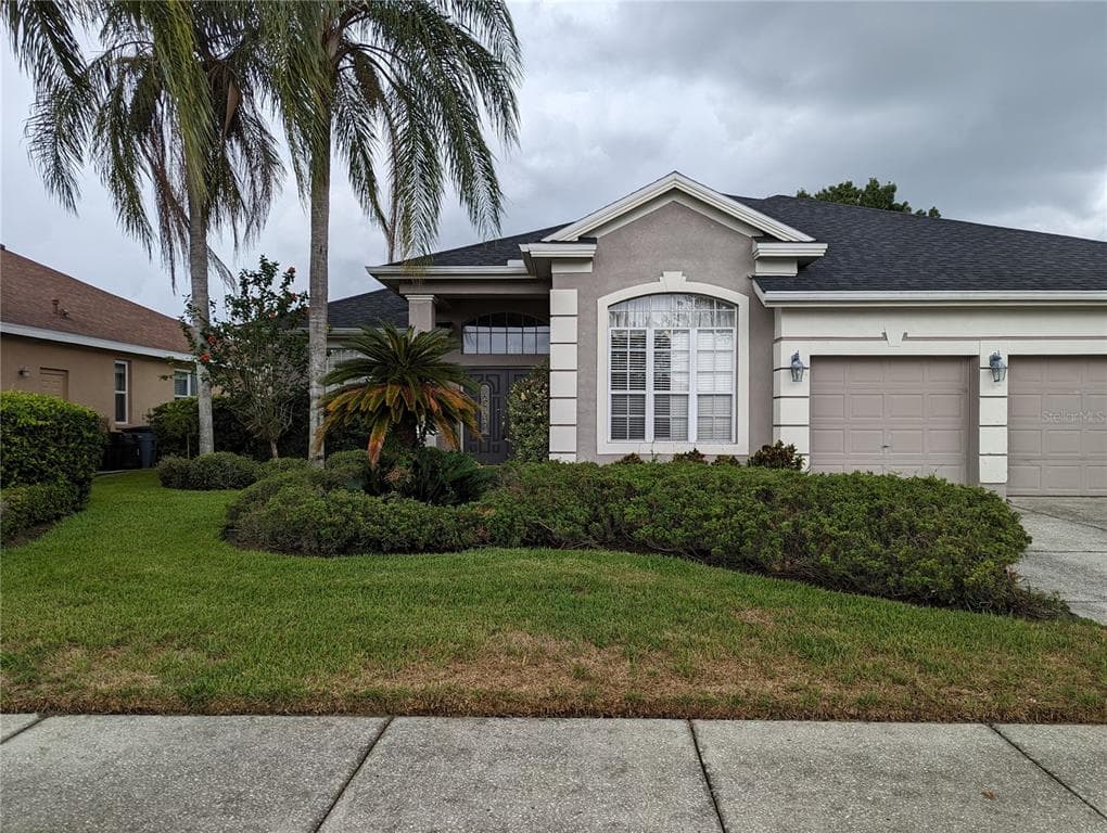 6107 COGNAC CIRCLE LUTZ, FL 33558