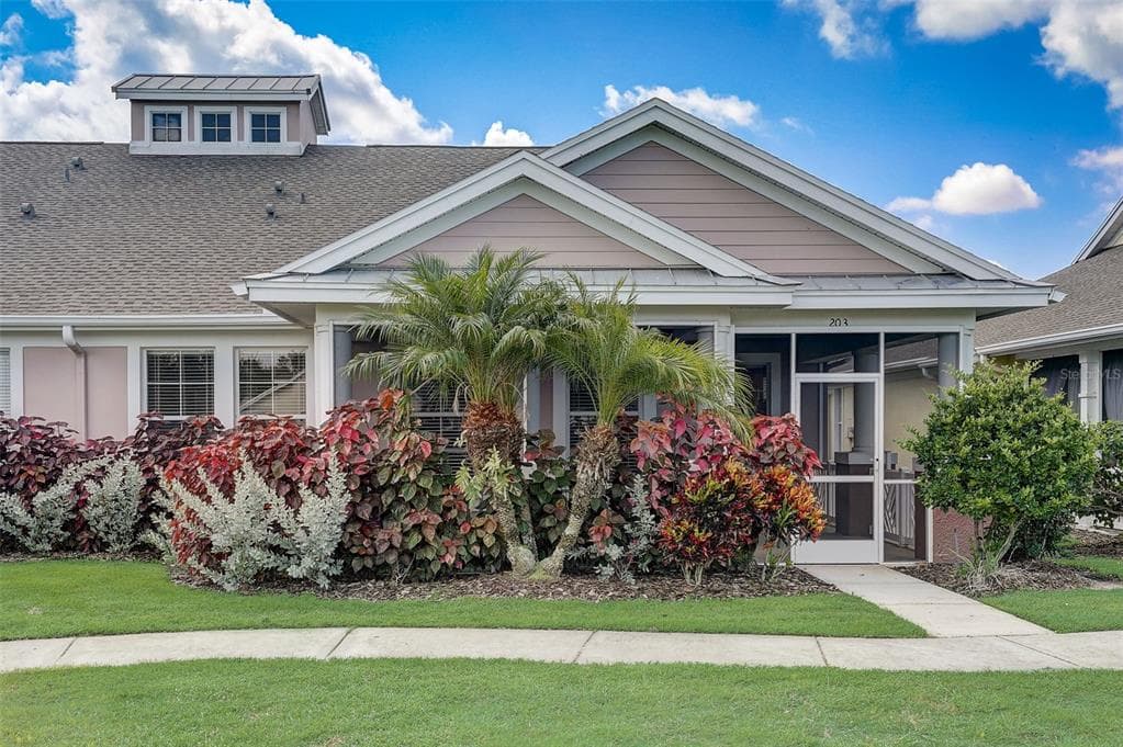 203 BREAKERS LANE APOLLO BEACH, FL 33572