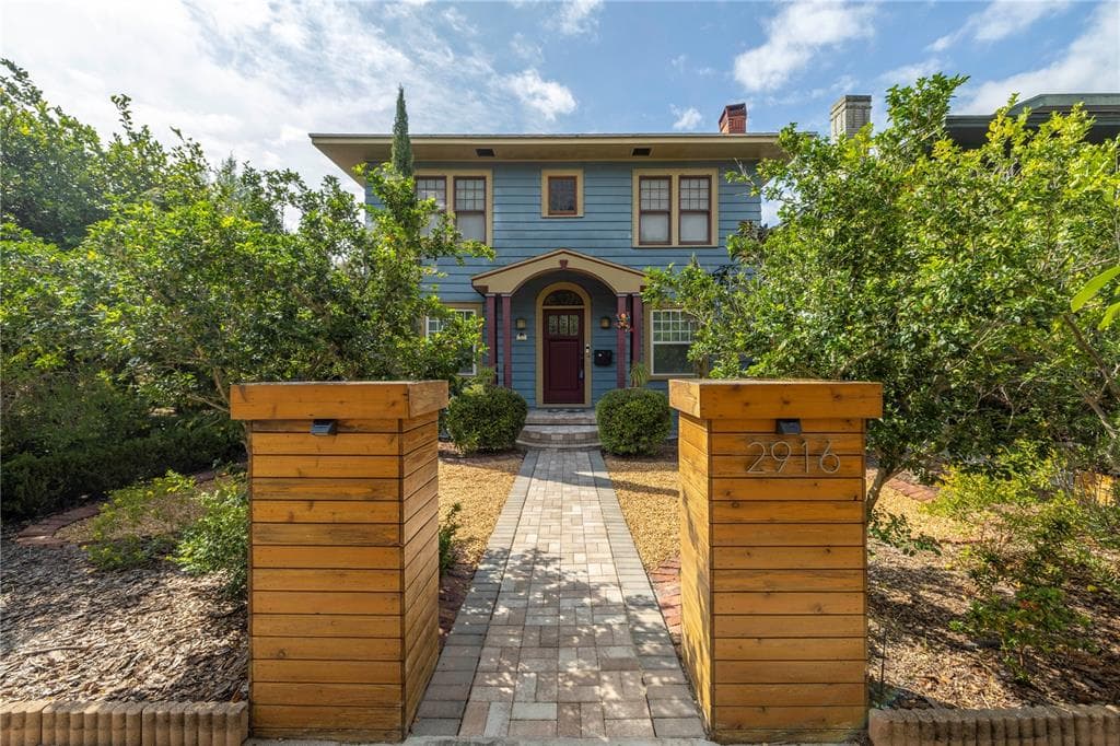 2916 2ND AVENUE N ST PETERSBURG, FL 33713