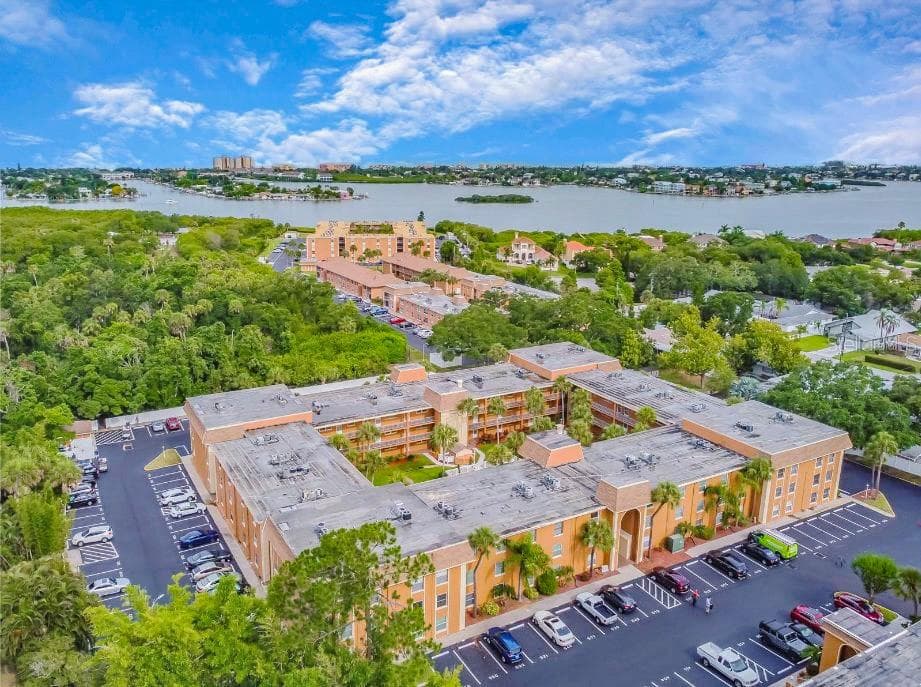 12760 INDIAN ROCKS ROAD UNIT 548 LARGO, FL 33774