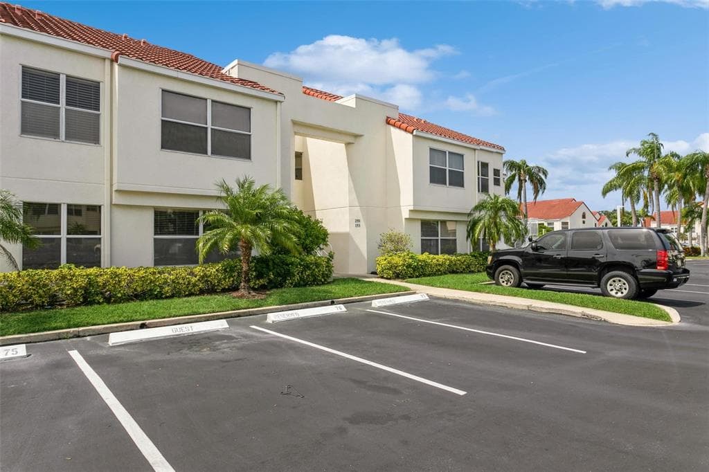 6047 BAHIA DEL MAR BOULEVARD UNIT 164 ST PETERSBURG, FL 33715
