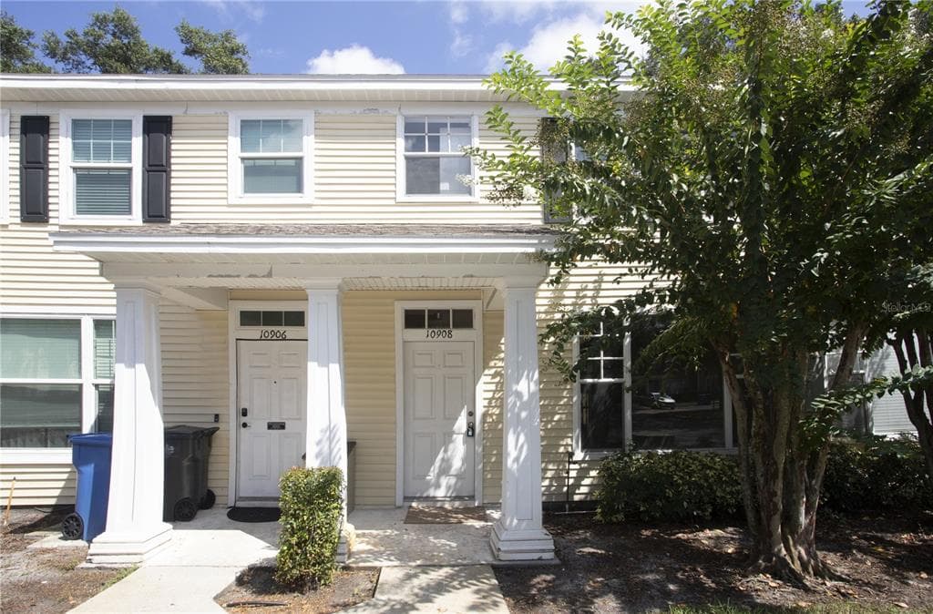 10908 BLACK SWAN COURT SEFFNER, FL 33584