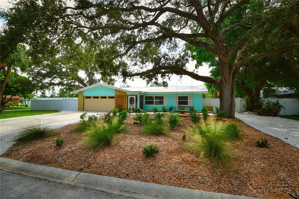 1733 FAULDS ROAD S CLEARWATER, FL 33756