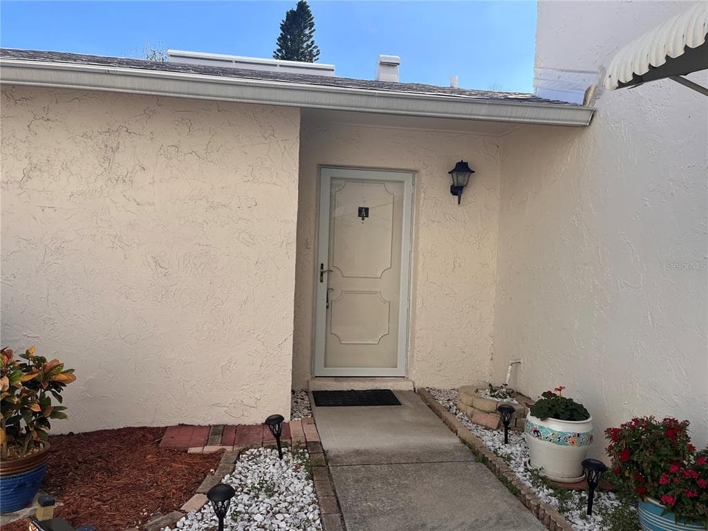 3255 39TH STREET S UNIT A ST PETERSBURG, FL 33711