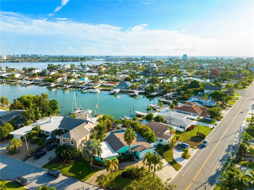 885 115TH AVENUE TREASURE ISLAND, FL 33706