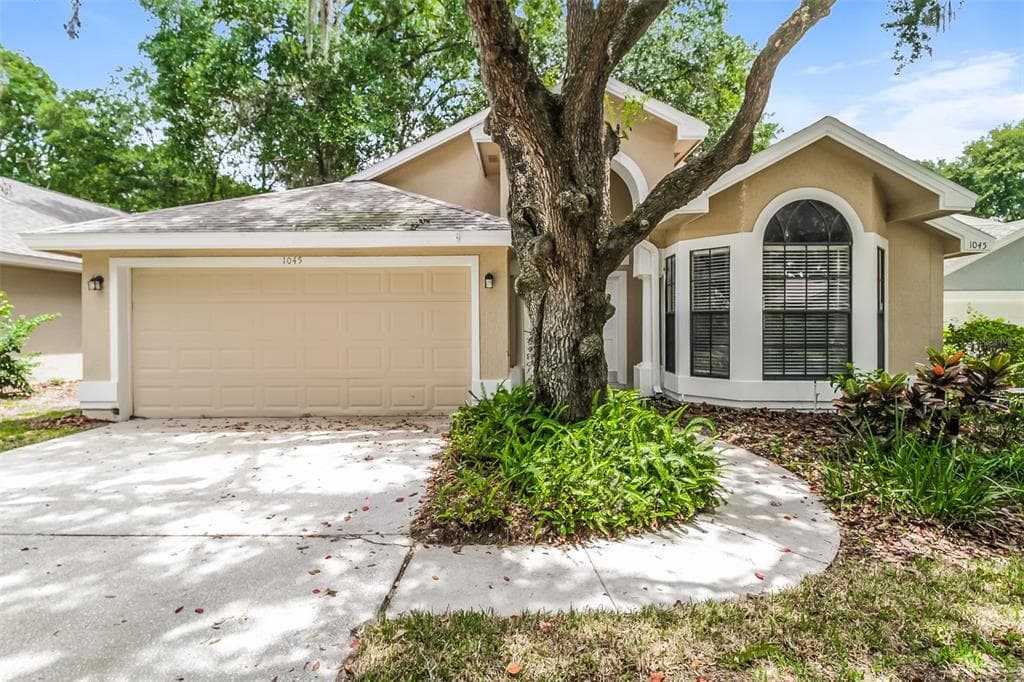 1045 PIEDMONT OAKS DRIVE APOPKA, FL 32703