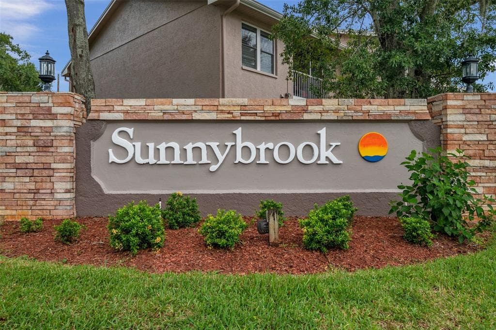 4833 MYRTLE OAK DRIVE UNIT 21 NEW PORT RICHEY, FL 34653
